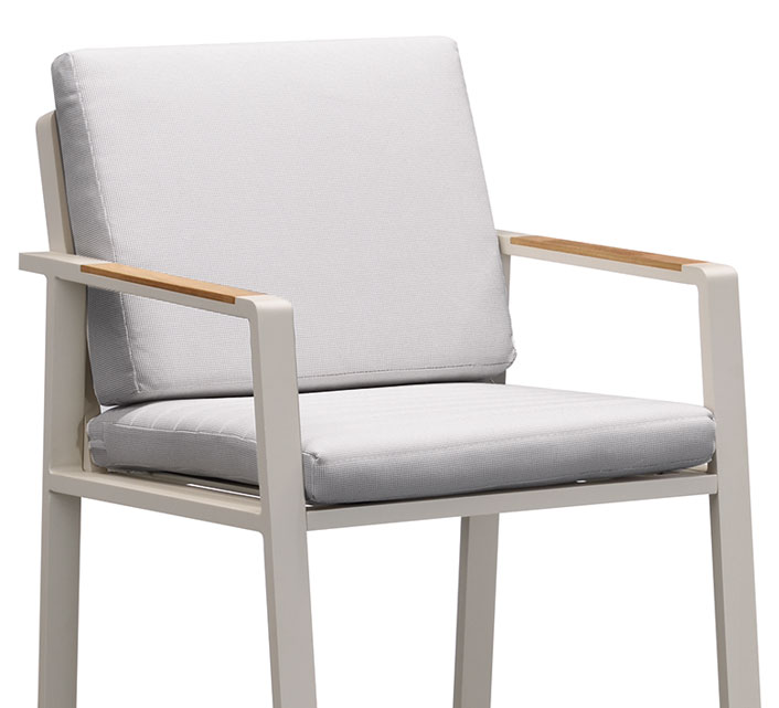 Chaise Haute Bar de Jardin Nofi Beige 195€  Salon d'été