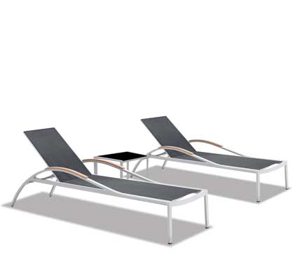 Lot de 2 Bains de Soleil + 1 Table basse Aluminium et Textilène Amanda