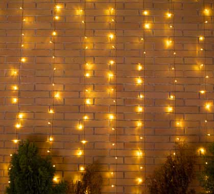 Rideau Guirlande Extérieur 6x3m 700 Led Blanc Chaud Luceo