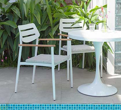 Table bistrot moderne ronde D80cm noir